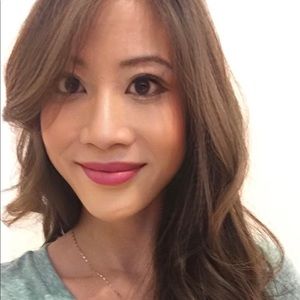 Meet your Posher, Jenn